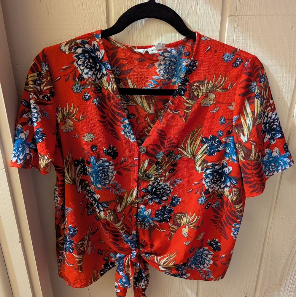 Floral Red Tie-Front Blouse Medium